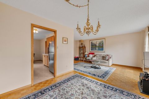 Photo 10 at 59 Nightstar Drive, Observatory, Richmond Hill