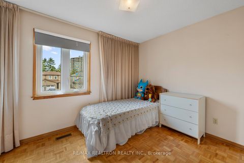 Photo 21 at 59 Nightstar Drive, Observatory, Richmond Hill