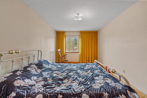 Photo 25 at 59 Nightstar Drive, Observatory, Richmond Hill