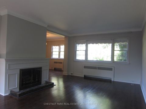 Photo 3 at 180 Strathgowan Avenue, Lawrence Park South, Toronto