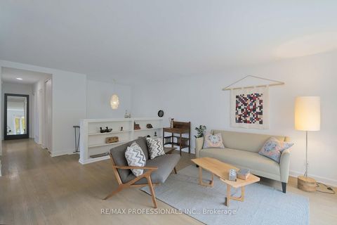 Photo 6 at 17 Beaver Bend Crescent, West Deane, Toronto