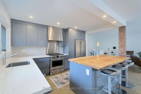 Photo 12 at 17 Beaver Bend Crescent, West Deane, Toronto