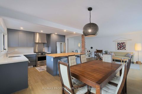 Photo 14 at 17 Beaver Bend Crescent, West Deane, Toronto