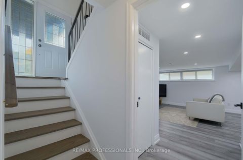 Photo 23 at 17 Beaver Bend Crescent, West Deane, Toronto