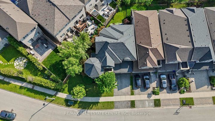 Photo 5 at 2454 Springforest Drive, BC Bronte Creek, Oakville