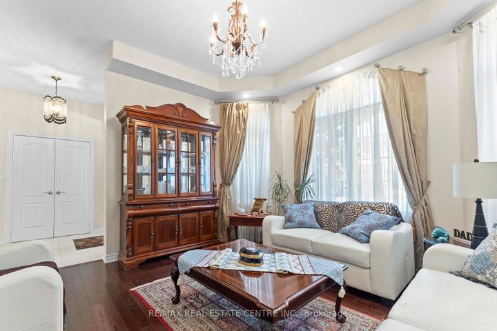 Photo 12 at 2454 Springforest Drive, BC Bronte Creek, Oakville