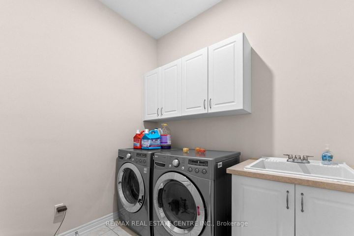 Photo 46 at 2454 Springforest Drive, BC Bronte Creek, Oakville