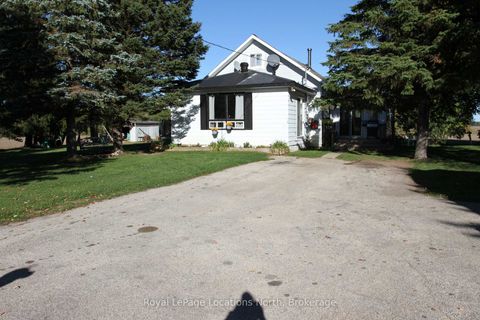 Photo 1 at 1539 6 Concession N, Rural Clearview, Clearview