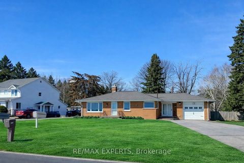 Photo 1 at 2088 Killarney Beach Road, Rural Innisfil, Innisfil