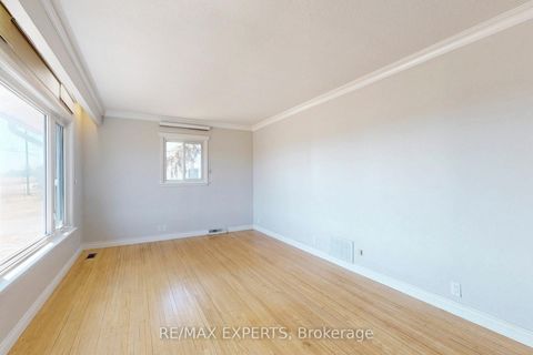 Photo 7 at 2088 Killarney Beach Road, Rural Innisfil, Innisfil