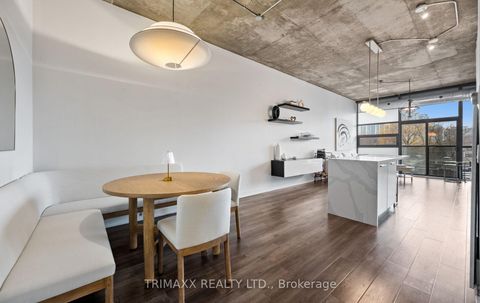 Photo 10 at 403 - 60 Bathurst Street, Niagara, Toronto