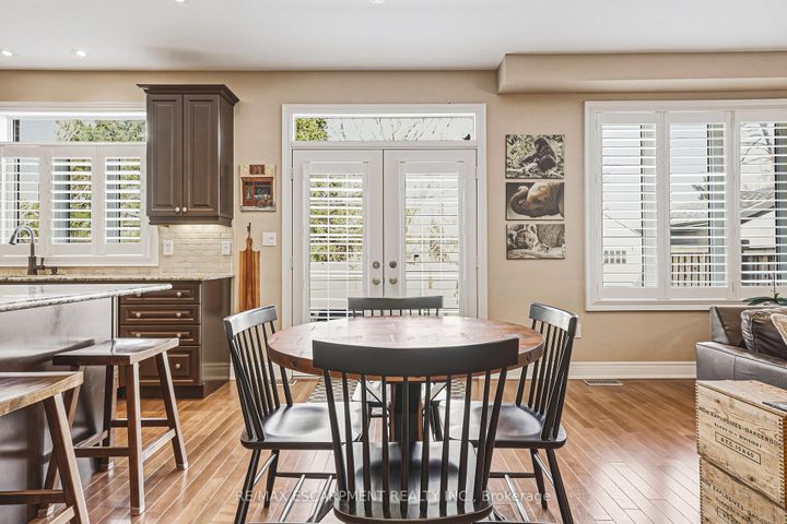 Photo 6 at 405 VALRIDGE Drive, Ancaster, Hamilton