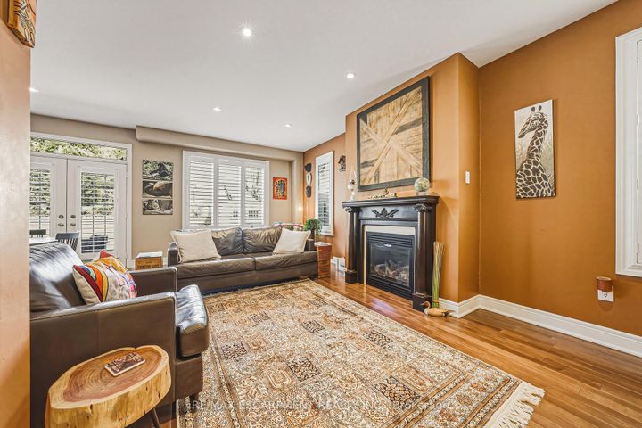 Photo 16 at 405 VALRIDGE Drive, Ancaster, Hamilton