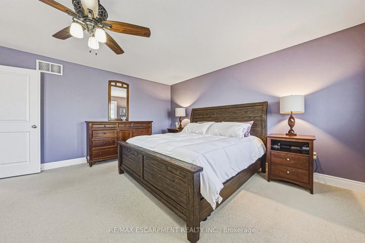 Photo 24 at 405 VALRIDGE Drive, Ancaster, Hamilton