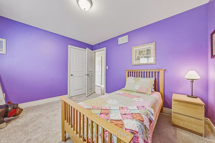 Photo 36 at 405 VALRIDGE Drive, Ancaster, Hamilton