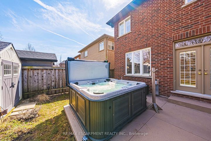 Photo 49 at 405 VALRIDGE Drive, Ancaster, Hamilton