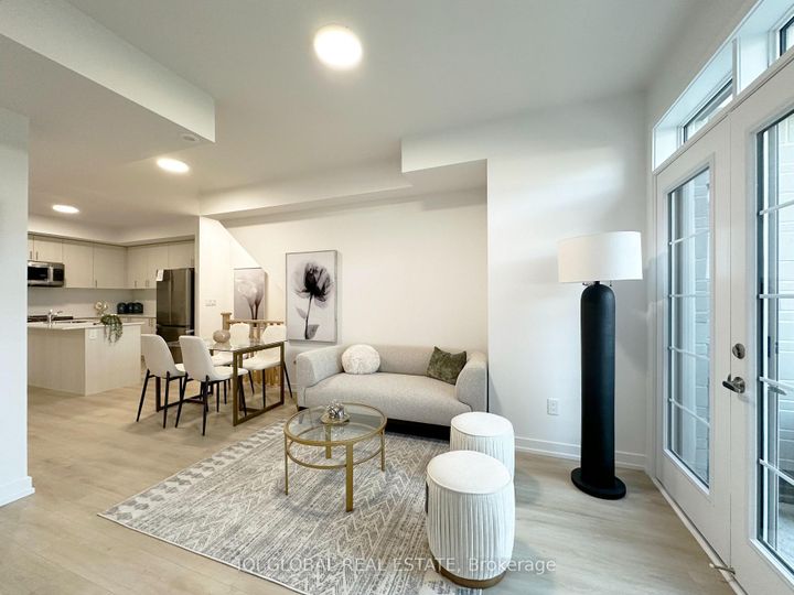 Photo 1 at 120 - 1655 Palmers Sawmill Road, Duffin Heights, Pickering