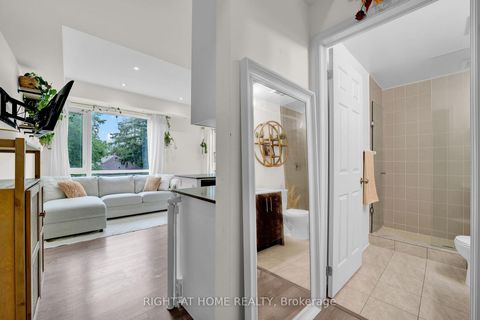 Photo 10 at 312 - 639 Lawrence Avenue W, Lawrence, Toronto