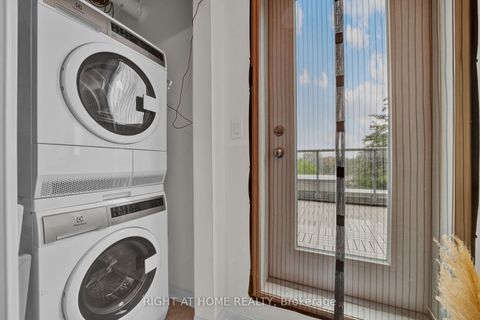 Photo 20 at 312 - 639 Lawrence Avenue W, Lawrence, Toronto