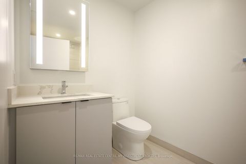 Photo 12 at 915 - 285 Dufferin Street, South Parkdale, Toronto