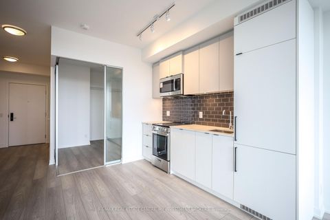 Photo 21 at 915 - 285 Dufferin Street, South Parkdale, Toronto