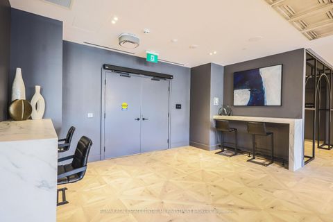 Photo 33 at 915 - 285 Dufferin Street, South Parkdale, Toronto