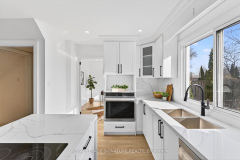 Photo 6 at 506 Grandview Street S, Donevan, Oshawa