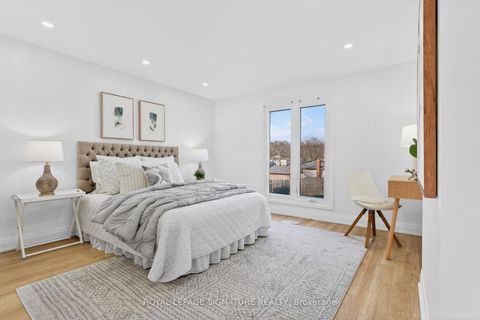 Photo 21 at 506 Grandview Street S, Donevan, Oshawa