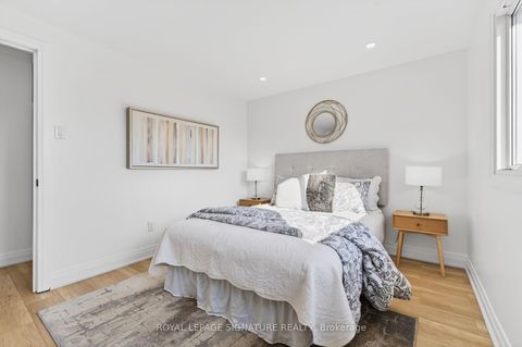 Photo 25 at 506 Grandview Street S, Donevan, Oshawa