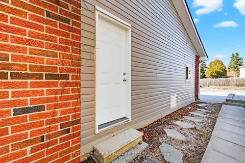 Photo 45 at 506 Grandview Street S, Donevan, Oshawa