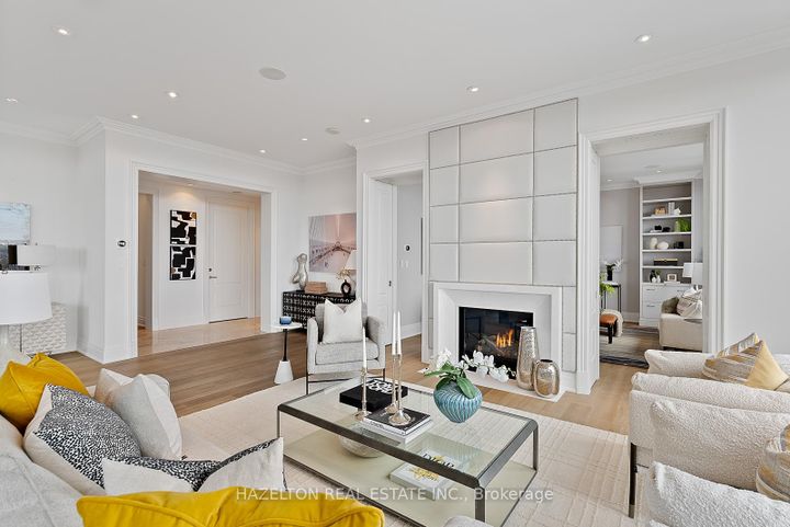 Photo 1 at 4802 - 50 Yorkville Avenue, Annex, Toronto