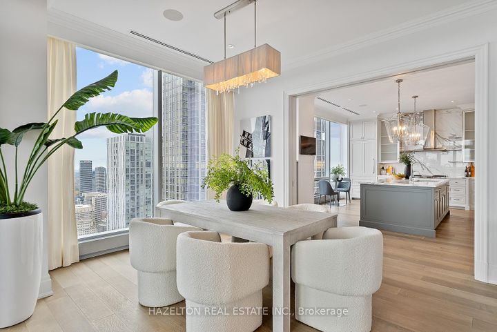 Photo 10 at 4802 - 50 Yorkville Avenue, Annex, Toronto