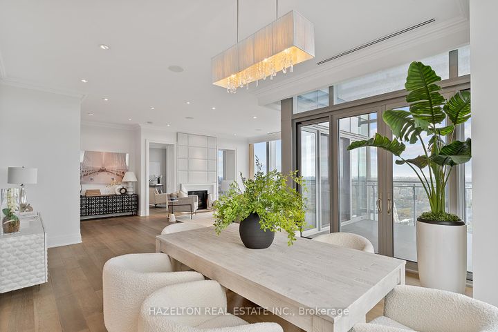 Photo 11 at 4802 - 50 Yorkville Avenue, Annex, Toronto