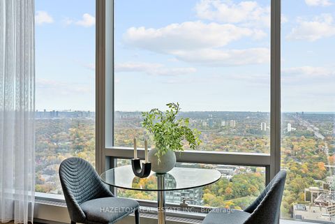 Photo 15 at 4802 - 50 Yorkville Avenue, Annex, Toronto