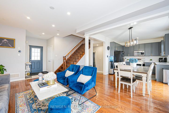 Photo 7 at 804 Ormond Drive, Samac, Oshawa