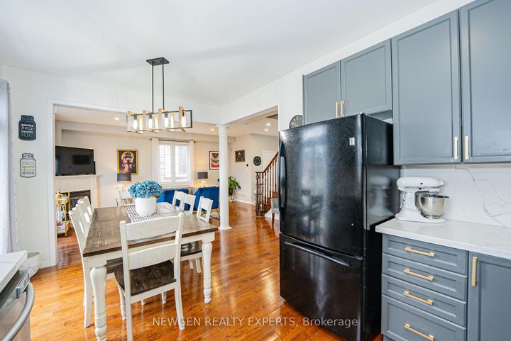 Photo 13 at 804 Ormond Drive, Samac, Oshawa