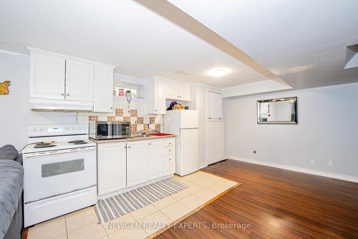 Photo 34 at 804 Ormond Drive, Samac, Oshawa