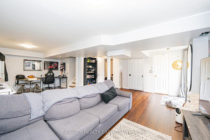 Photo 37 at 804 Ormond Drive, Samac, Oshawa