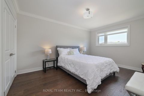 Photo 19 at 6 Crioline Road, Maple Leaf, Toronto