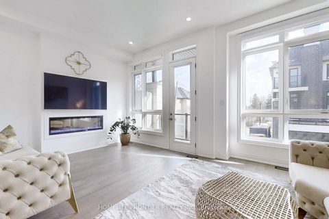 Photo 4 at 40 Chiara Rose Lane, Oak Ridges, Richmond Hill