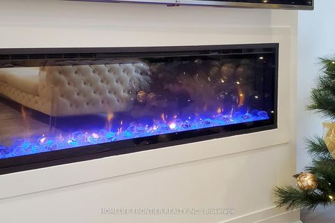 Photo 7 at 40 Chiara Rose Lane, Oak Ridges, Richmond Hill