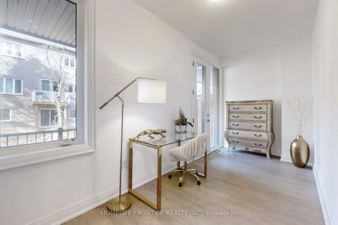 Photo 28 at 40 Chiara Rose Lane, Oak Ridges, Richmond Hill