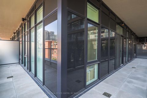 Photo 10 at 202 - 285 Dufferin Street, South Parkdale, Toronto