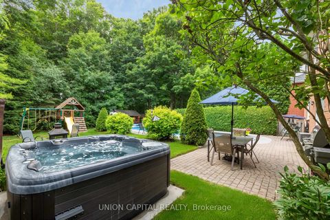 Photo 34 at 86 Charing Crescent, Aurora Highlands, Aurora