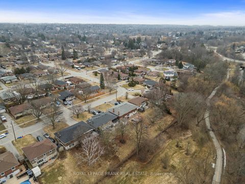 Photo 4 at 160 Eastdale Street, Eastdale, Oshawa