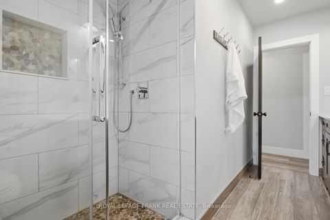 Photo 17 at 160 Eastdale Street, Eastdale, Oshawa