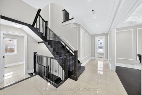 Photo 7 at 1 Lancer Drive, Maple, Vaughan