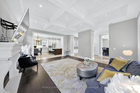 Photo 9 at 1 Lancer Drive, Maple, Vaughan