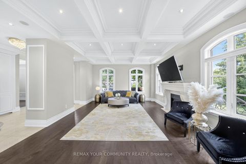 Photo 10 at 1 Lancer Drive, Maple, Vaughan