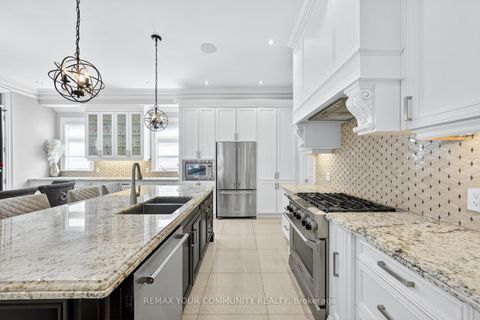 Photo 16 at 1 Lancer Drive, Maple, Vaughan